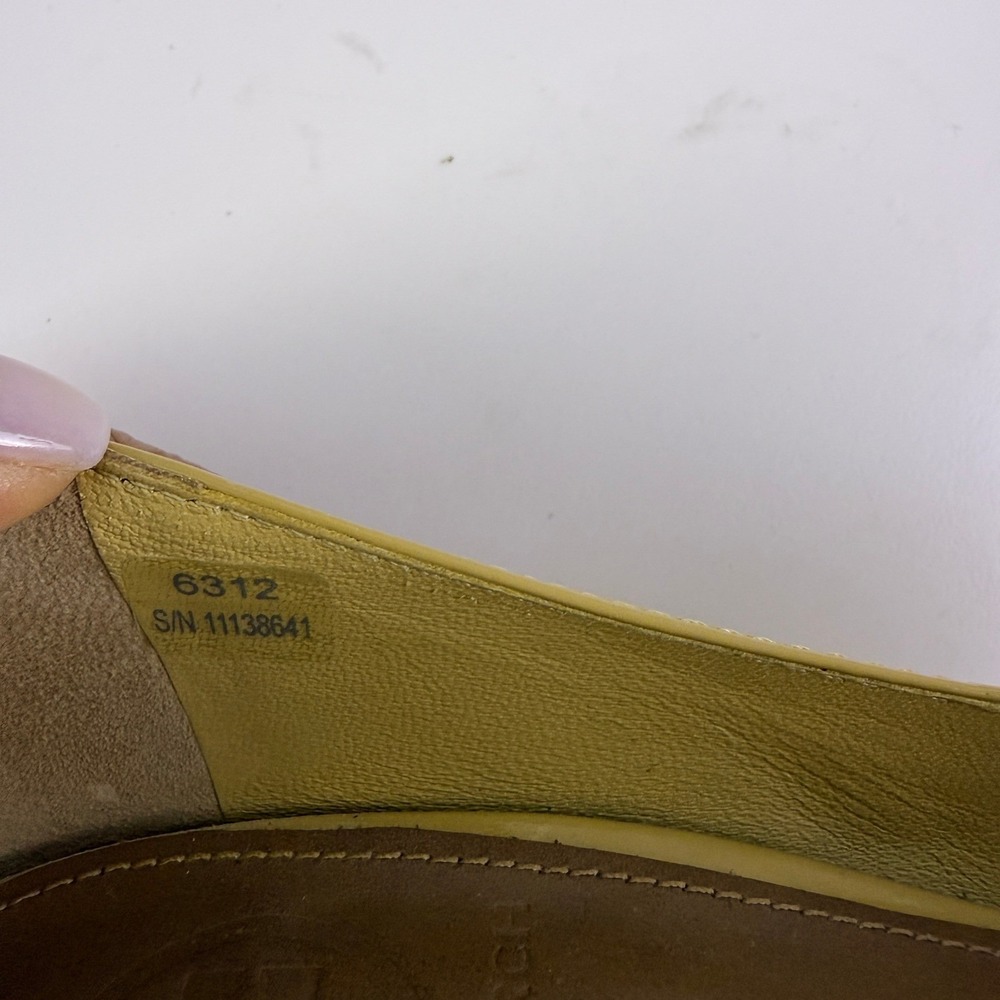 Tory Burch Womens Pumps Heels Yellow Peep‎ Toe Patent Leather Stiletto Shoes 7M - Picture 10 of 14